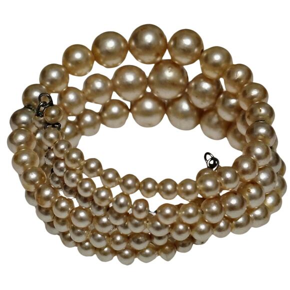 Champagne Pink Graduating Faux Pearl Three Strand Memory Wire Cuff Bracelet - Picture 2 of 8